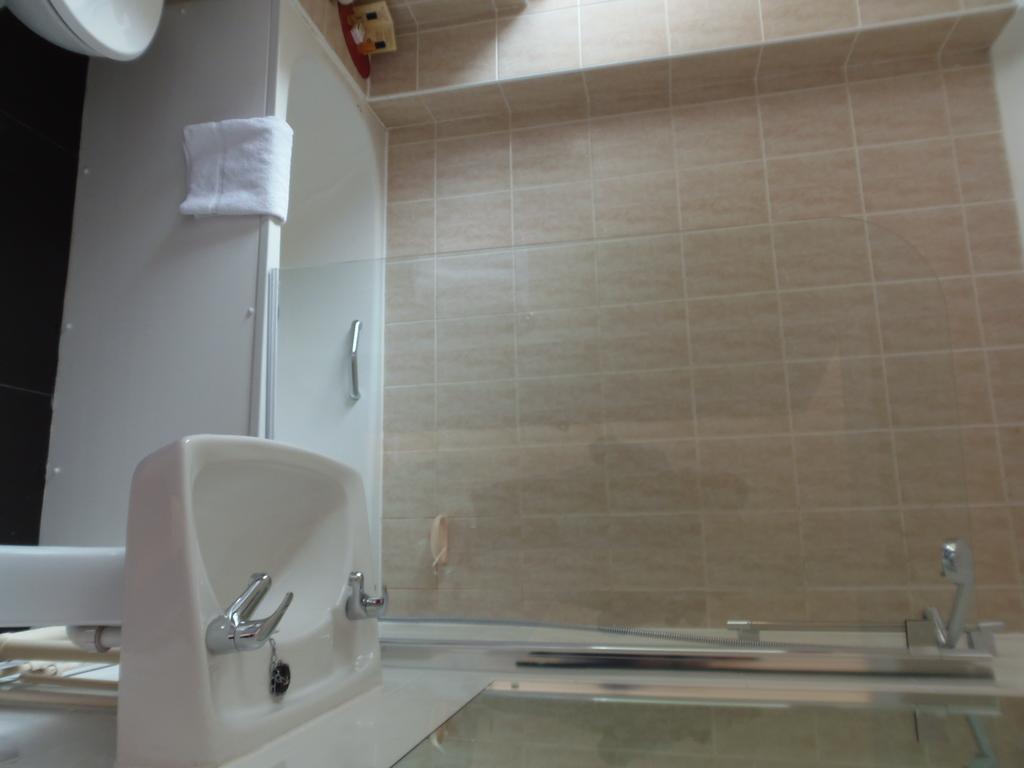 Lakeside Continental Hotel Camberley Dış mekan fotoğraf